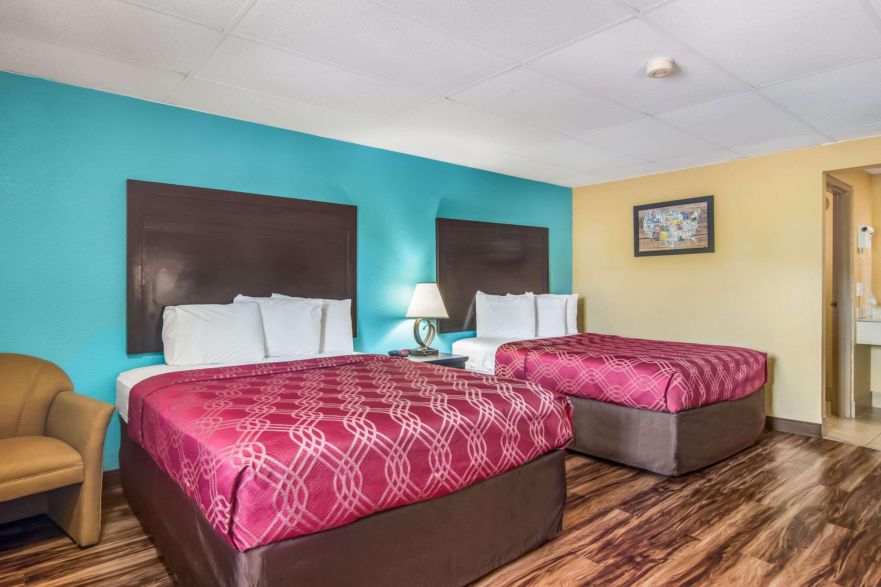 Econo Lodge Hotel Bradford Esterno foto